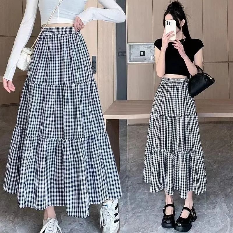 Figure-flattering Hip-covering Wide A-line Tiered Skirt